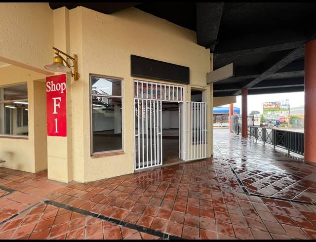 300M² WAREHOUSE TO LET IN ROOIHUISKRAAL